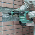 Makita XKH01Z 18V LXT Lithium-Ion Brushless AVT Cordless Power Scraper, accepts SDS-PLUS (Tool Only) image number 9