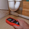 Detection Tools | Klein Tools ET140 Pinless Moisture Meter for Drywall, Wood, and Masonry image number 7