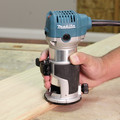 Compact Routers | Factory Reconditioned Makita RT0701C 1-1/4 HP  Compact Router image number 3