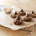 Snacks | Green Rabbit 810128792110 32 oz KISSES with Almonds - Milk Chocolate (2/Carton) image number 3