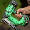 Just Launched | Metabo HPT N1804DAM 18V MultiVolt Brushless 18-Gauge Lithium-Ion 1/4 in. Cordless Narrow Crown Stapler Kit (2 Ah) image number 4