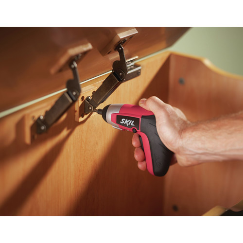 Skil Ixo 4v Max Lithium Ion Palm Sized Screwdriver And 5 Piece Bit Set Cpo Outlets