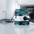 Wet / Dry Vacuums | Factory Reconditioned Makita XCV04Z-R 18V X2 LXT Lithium-Ion Cordless/Corded 2.1 Gallon Dry Vacuum (Tool Only) image number 4