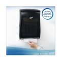 Cleaning & Janitorial Supplies | Scott 01700 9.3 in. x 10.5 in. Essential Single-Fold Towels (4000/Carton) image number 5