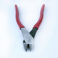 Klein Tools D248-8 8 in. Short Jaw Angled Head Diagonal Cutting Pliers image number 3