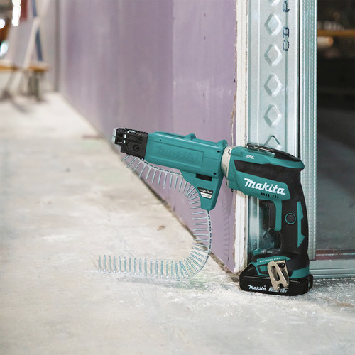Makita XSF03RX2 18V LXT Lithium-Ion 
