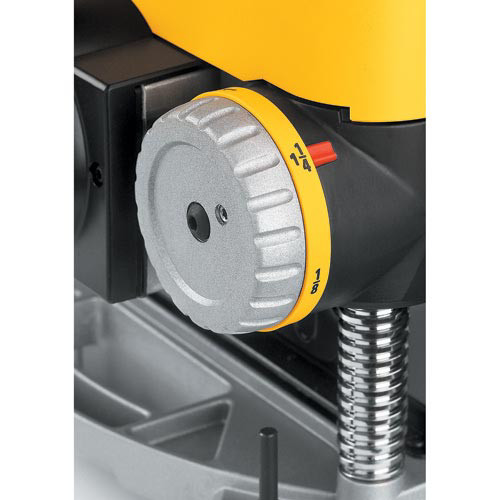 Dewalt DW735X 13 in. 120V TwoSpeed Thickness Planer with Support