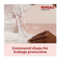 Cleaning & Janitorial Supplies | Huggies 56432 Snug and Dry 8 lbs. to 14 lbs. Diapers - Size 1 (128/Carton) image number 4