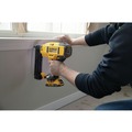 Finish Nailers | Factory Reconditioned Dewalt DCN680D1R 20V MAX XR 18 Gauge Cordless Brad Nailer Kit (2 Ah) image number 21
