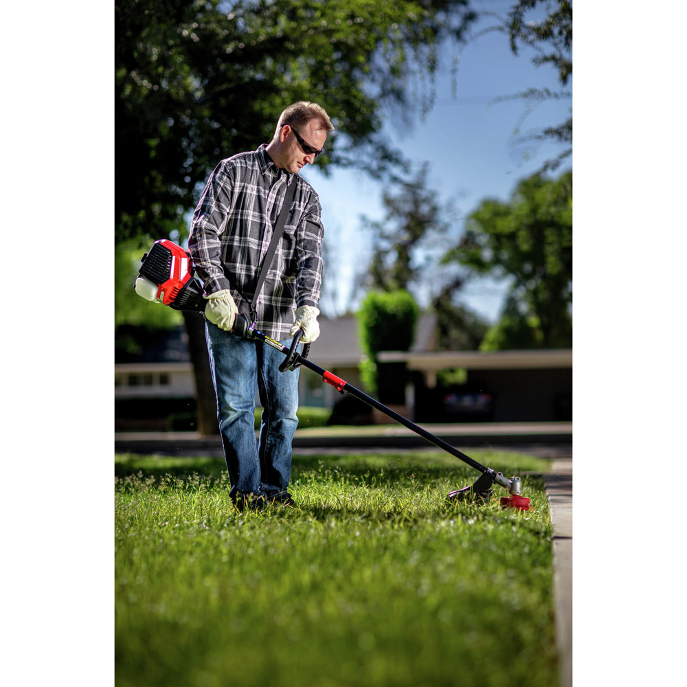 TroyBilt TB304S 17cc 17 in. Gas 4Cycle Straight Shaft String Trimmer