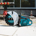  | Makita EK6101X2 14 in. 61 cc Power Cutter with Diamond Blade image number 3