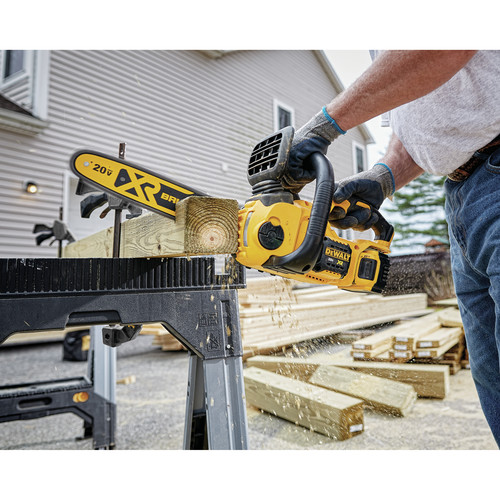 Refurbished dewalt top chainsaw