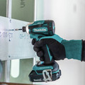 Makita XDT19R 18V LXT Brushless Compact Lithium-Ion Cordless Quick‑Shift Mode Impact Driver Kit with 2 Batteries (2 Ah) image number 3