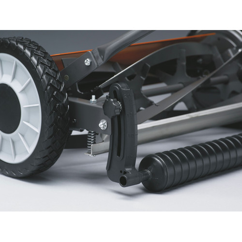 Husqvarna NovoCut 64 16 in. Push Reel Mower