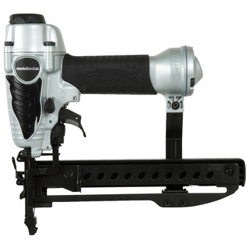 PNEUMATIC FINISHING STAPLERS | Metabo HPT N3804AB3M 18-Gauge 1/4 in. Crown 1-1/2 in. Narrow Crown Stapler