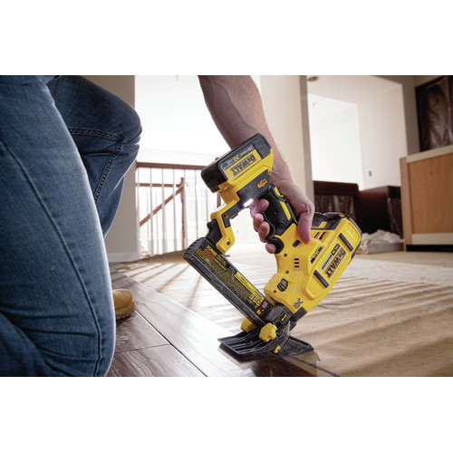 Factory Reconditioned Dewalt 20V MAX Brushless Lithium-Ion 18