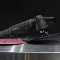 Air Sanders | AirBase EATAS70S1P Industrial 7 in. 12 CFM Extreme Duty Angle Air Sander image number 3