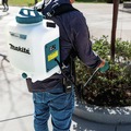 Sprayers | Makita XSU01SM1 18V LXT Lithium-Ion Cordless 2.6 Gallon Backpack Sprayer Kit (4 Ah) image number 9