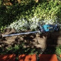 Hedge Trimmers | Makita XHU09M1 18V LXT Brushless Lithium-Ion 24 in. Cordless Hedge Trimmer Kit (4 Ah) image number 7