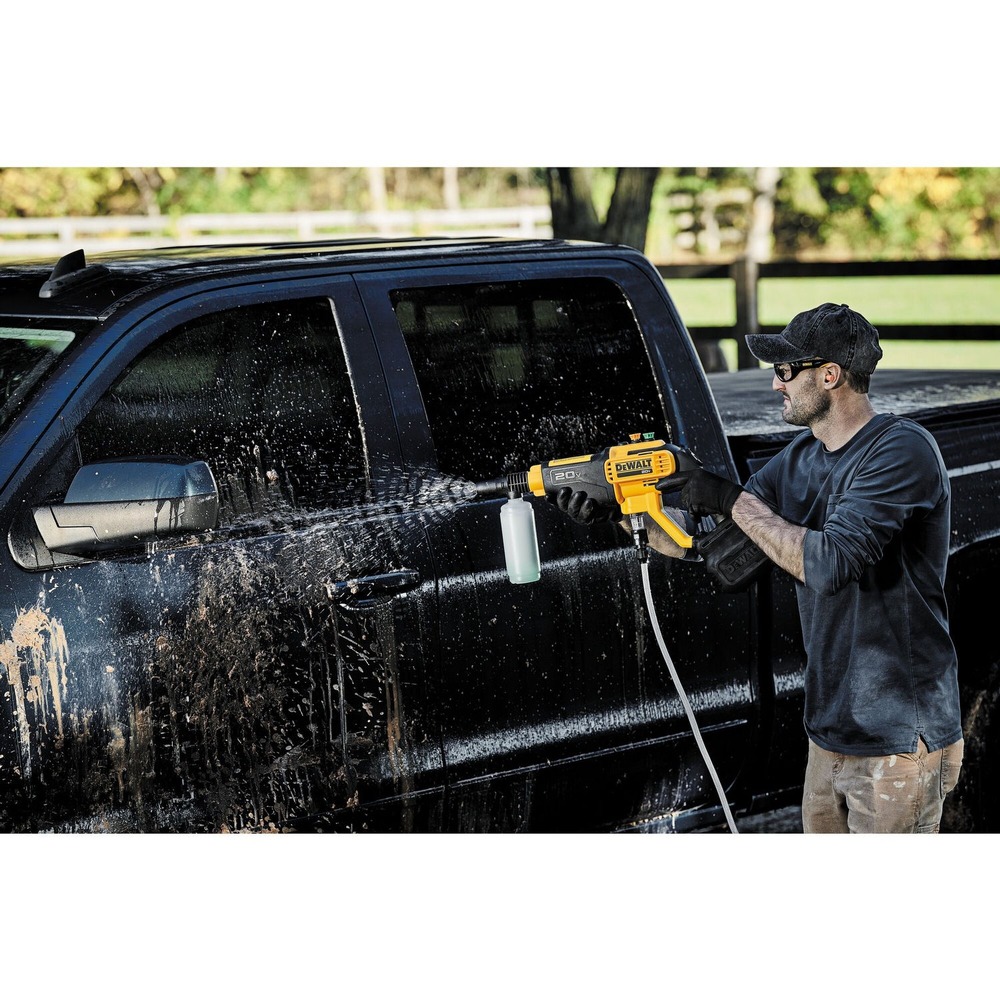 DEWALT DCPW550P1 20V MAX 550 PSI 