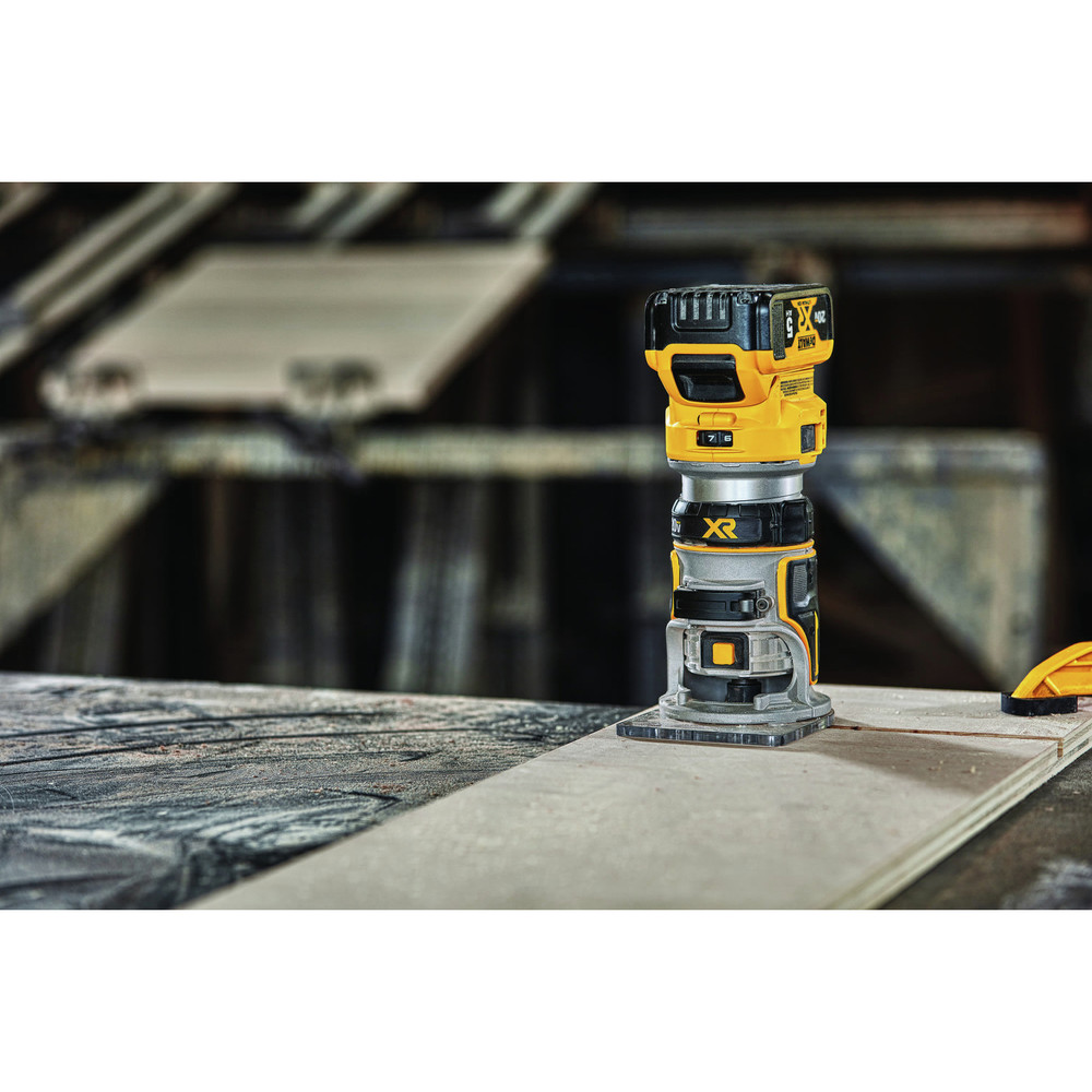 DEWALT DCW600BR 20V MAX XR Compact 1/4" Router (Tool Only) Certified Refurbished - Bild 8 von 10
