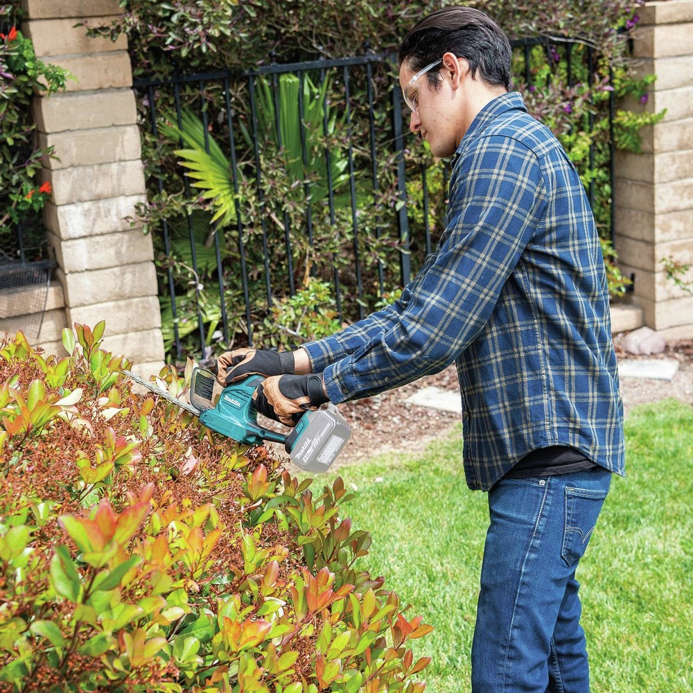 Makita XMU04ZX-R 18V LXT Grass Shear Hedge Trimmer Blade Certified Refurbished