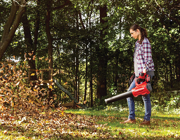 Black+decker 180 MPH 400 CFM 25 CC GAS 2-Cycle Handheld Leaf Blower