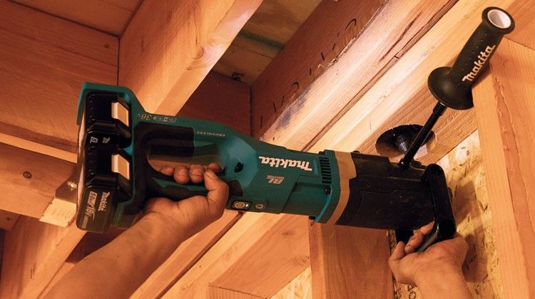 FREE Makita 2pk 18V LXT 5 Ah Batteries FREE Makita 2pk 18V LXT 5 Ah Batteries