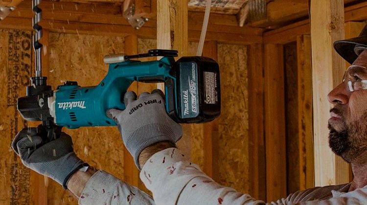 FREE Makita 18V LXT 5 Ah Battery FREE Makita 18V LXT 5 Ah Battery