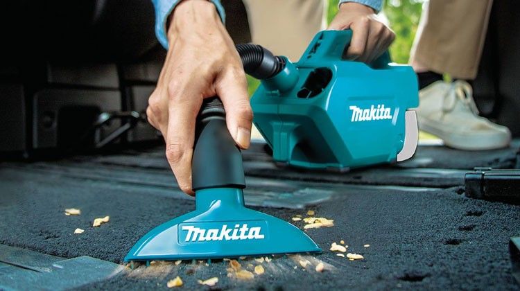 FREE Makita 18V LXT 2 Ah Battery FREE Makita 18V LXT 2 Ah Battery