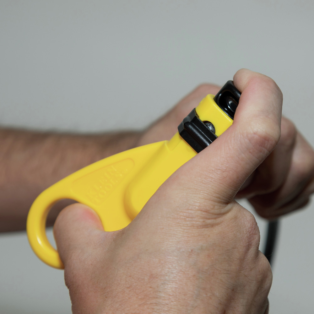 Klein Tools VDV002-818 Coax Install and Test Kit with Crimp Tool